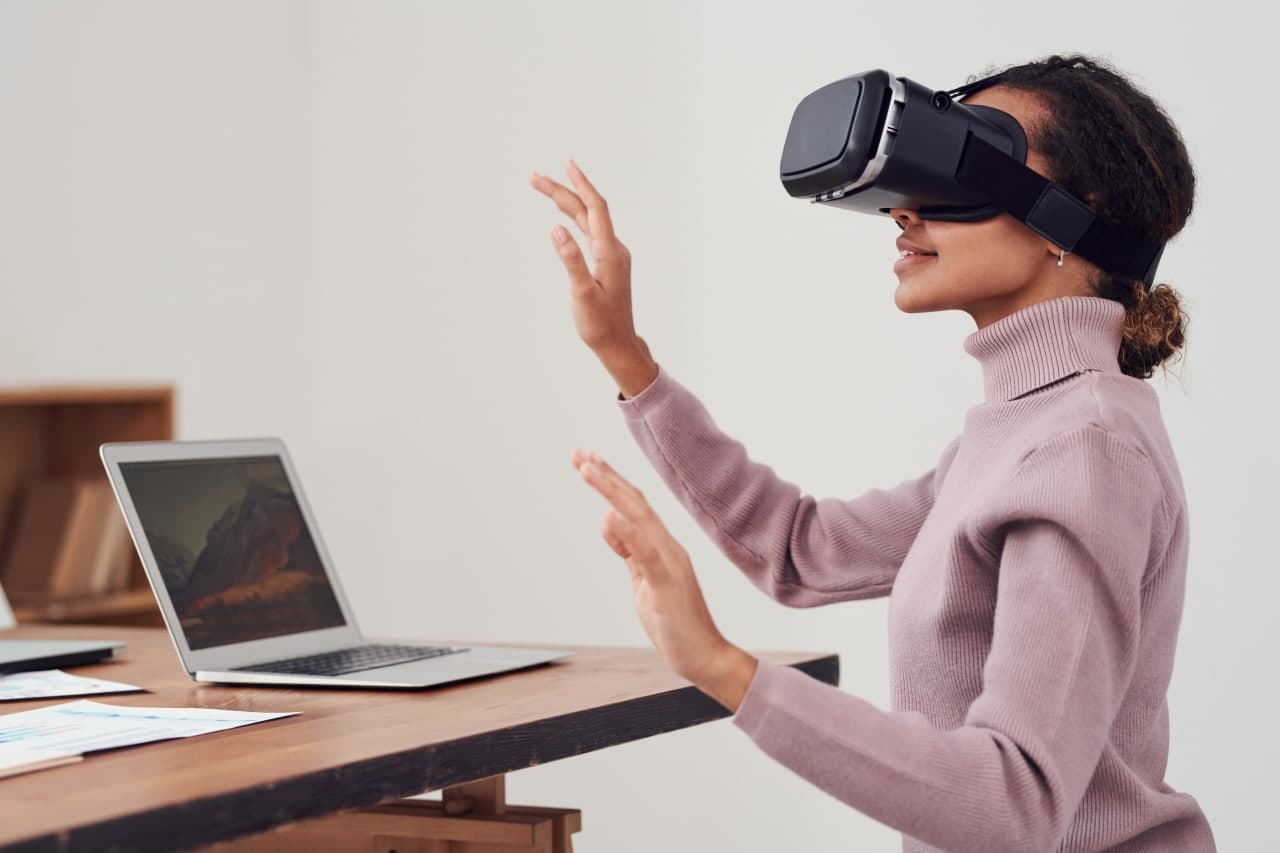 Revolutionising Recruitment with Virtual Reality